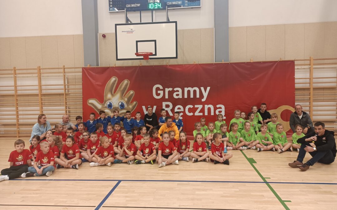 Handballowe emocje w Piasecznie w ramach programu “Gramy w Ręczną”